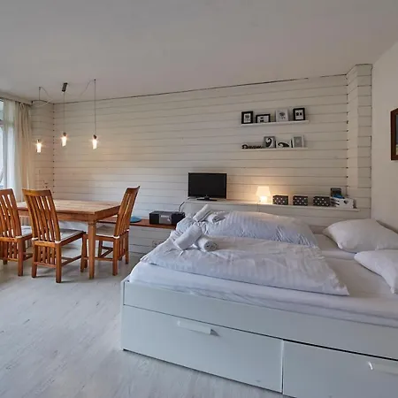 Brandt Apartment *